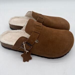 CushionAire Haze Fur Suede Leather Cushioned Clog Everyday Comfort Brown 10